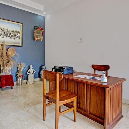 Oyo Life 92686 Lanaya Guesthouse Syariah Salatiga Exterior photo